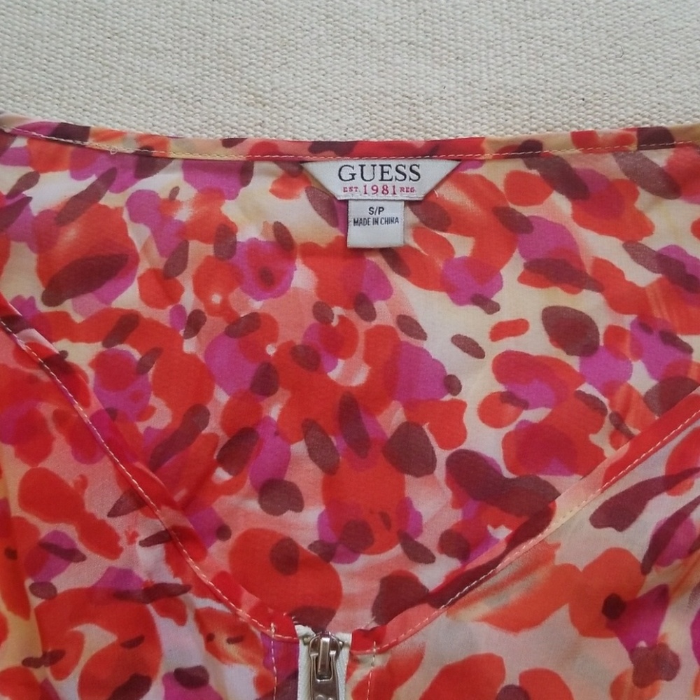 Guess Multi Color Blouse - Picture 2 of 5